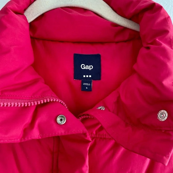 Gap Barbie Core Hot Pink Puffer Vest  Size Small - Picture 3 of 7